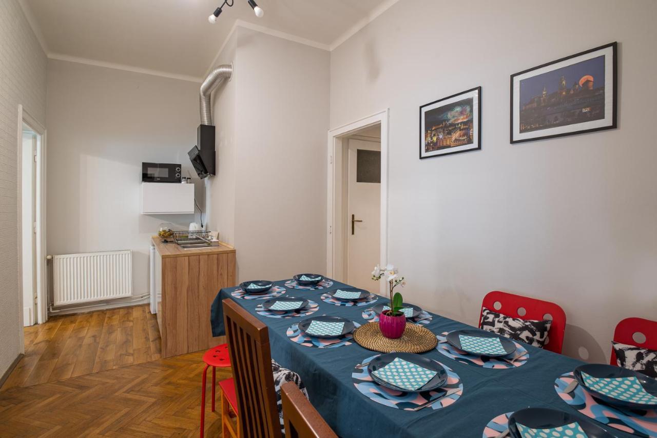 Kings Neighbor. Apartment 600 Meters From Castle Krakau Buitenkant foto