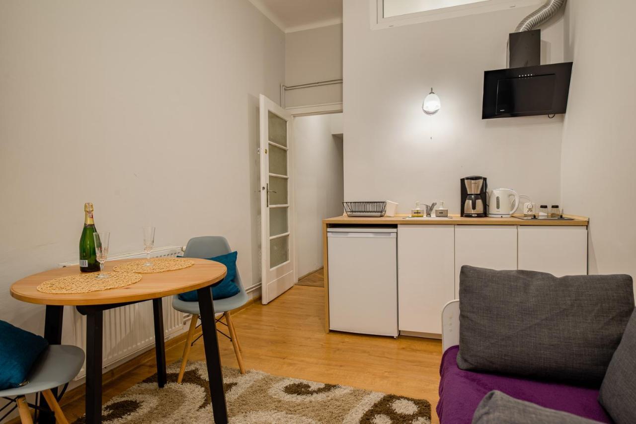 Kings Neighbor. Apartment 600 Meters From Castle Krakau Buitenkant foto